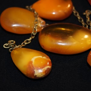Amber necklace details